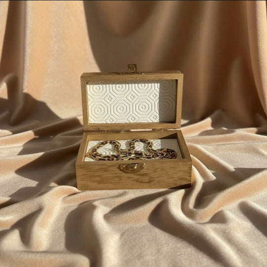 Collana AUREA Leopard – Un accento audace per ogni outfit